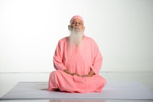 Swamiji Shivkripananda reached the world stage with the message of Vasudhaiva Kutumbakam